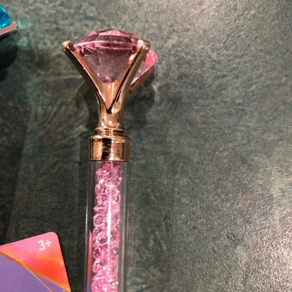 4pack Gemstone topped ballpoint pens new FREE‎ with purchase